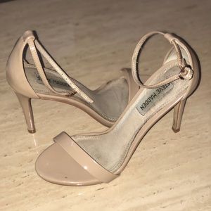 Nude Steve Madden stechy heels